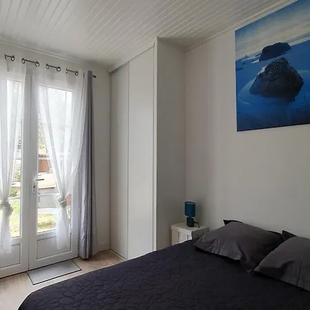 Maison A 200m De La *